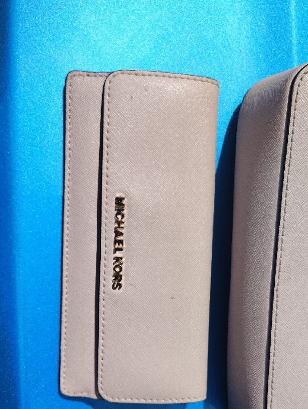Michael Kors Beige Crossbody Bag and Wallet Set - Picture 2 of 7